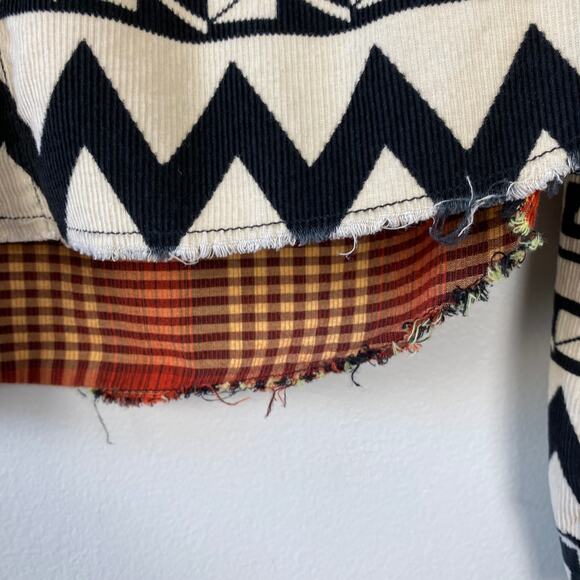 Urban‎ Outfitters Tripped Up Button Up Shirt Mushroom Frayed Hem Festival Large - Picture 8 of 12